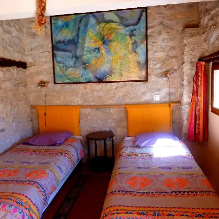 Couette-café Mas Saint-Joseph 3*