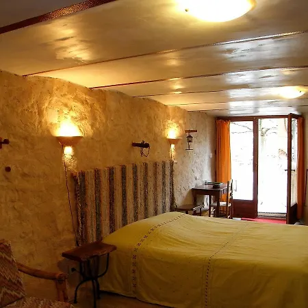 Mas Saint-Joseph 3* Châteauneuf-Val-Saint-Donat